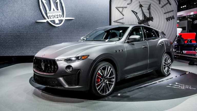 2019-maserati-levante-trofeo-ny-3